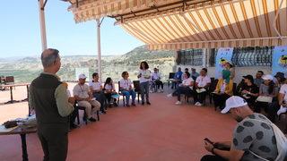 Isparta'da 5 ilden 24 öğretmen Göller Yöresinin Yakarışı projesinde buluştu