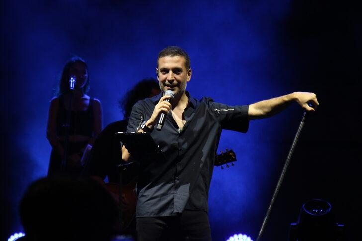 Şarkıcı Oğuzhan Koç, Uşak'ta konser verdi G3