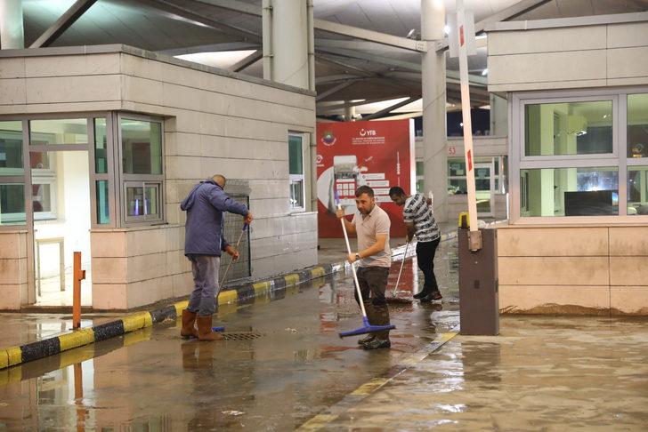 Kapıkule Gümrük Sahası'nda biriken su tahliye edildi G3