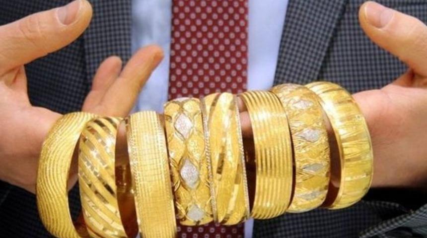 3 Eylül 22 ayar altın bilezik fiyatları ne kadar oldu? 3 Eylül 2022 Cumartesi 14,18 ve 22 ayar bilezik ve altın fiyatları...