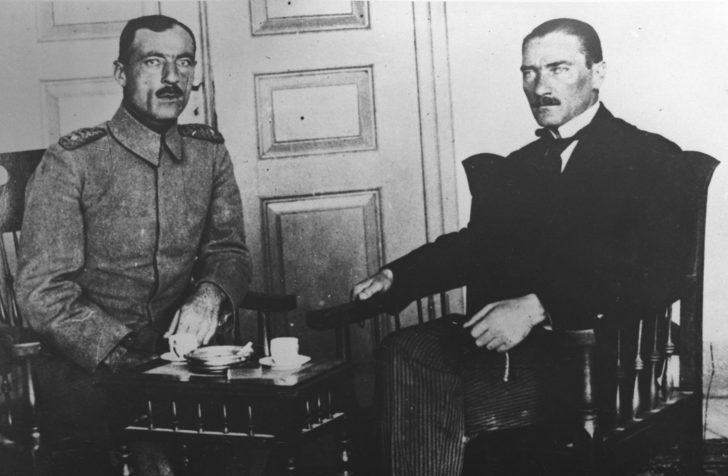 GRAFİKLİ - Türkiye Cumhuriyeti'nin temellerinin atıldığı Sivas Kongresi 103 yaşında G3