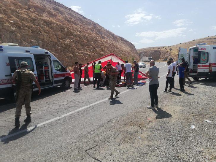 Batman'da yamaç paraşütü yapan iki kişi inişte yola düştü G3