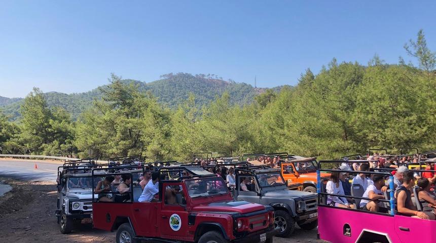 Muğla'da kurallara uymayan cip safari sürücülerine para cezası kesildi