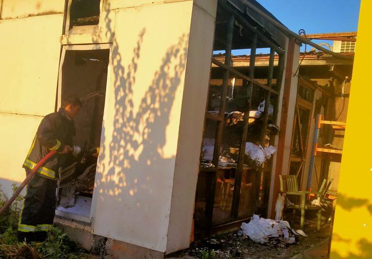 Antalya'da otelin çamaşırhanesinde çıkan yangın söndürüldü G3