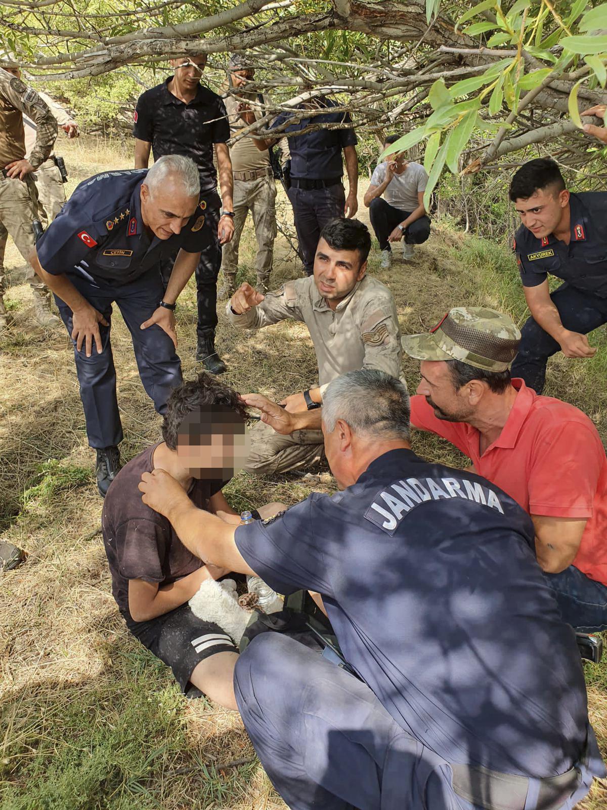 Malatya'da kaybolan &ccedil;ocuk yaklaşık 40 saatlik aramanın ardından bulundu
