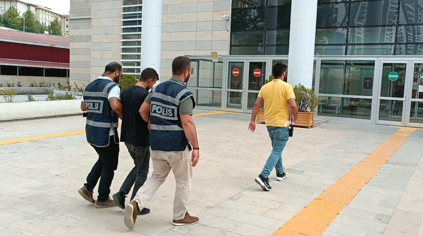 Elazığ'da evden hırsızlık yaptığı öne sürülen şüpheli tutuklandı