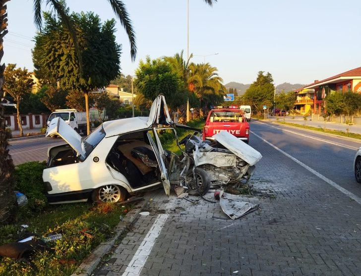 Muğla'da ağaca çarpan otomobilin sürücüsü öldü G2