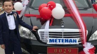 Fikri Işık’ın makam aracı, şehit oğlunun sünneti için süslendi