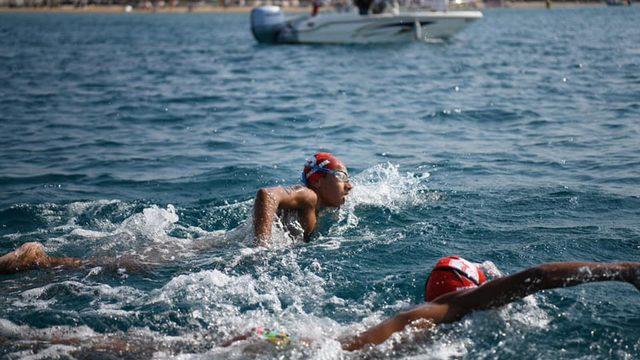 Saros Köfezi'nde Açık Su Yüzme Şampiyonası başladı