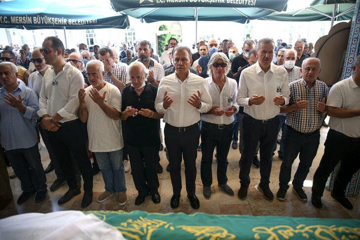 Kalp krizi sonucu hayatını kaybeden iş insanı Nasrullah Ayan'ın cenazesi Mersin'de defnedildi G4