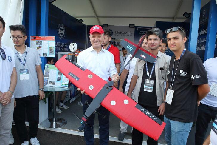 YÖK Başkanı Erol Özvar, TEKNOFEST KARADENİZ'de üniversite stantlarını gezdi G4