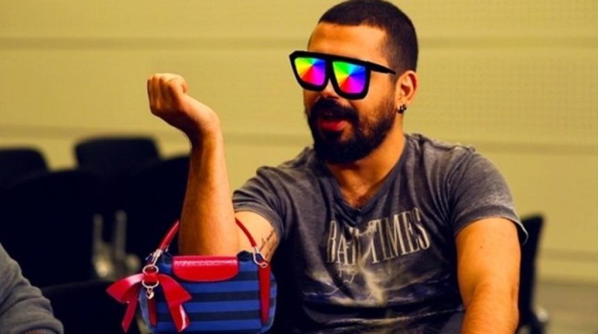 Birbirinden eğlenceli komik videoları ve dizileri Mynet TV'de bulabilirsiniz