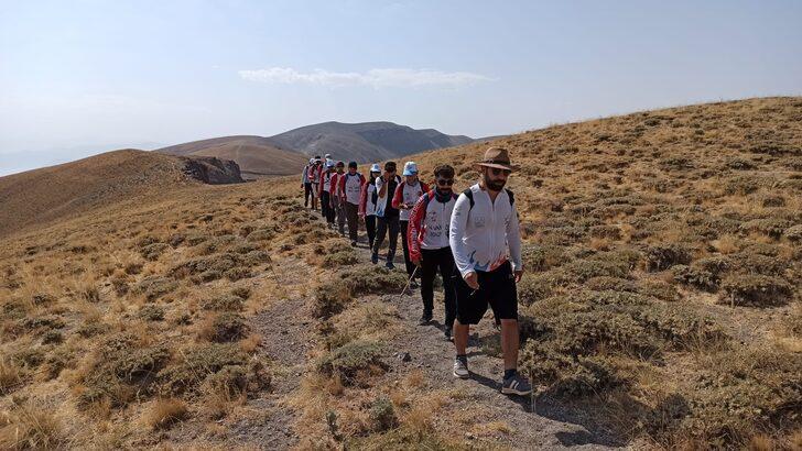 "4. Nemrut Kalderası Kamplı Çanak Yürüyüşü" etkinliği başladı G3