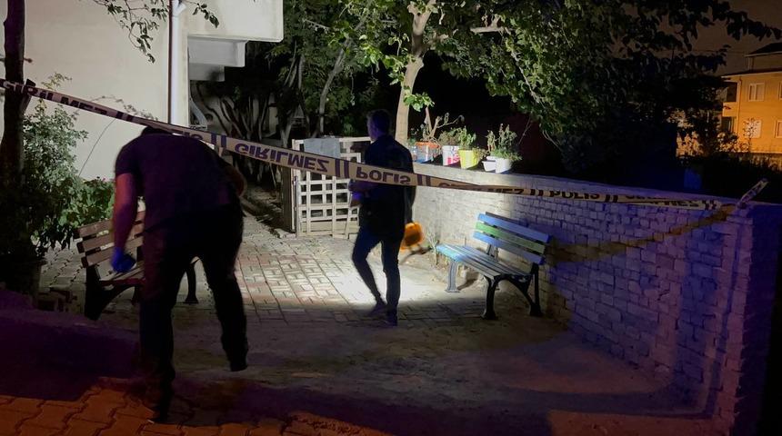 Kocaeli'de psikolojik rahatsızlığı olan kişinin apartmanda çıkarttığı yangın söndürüldü