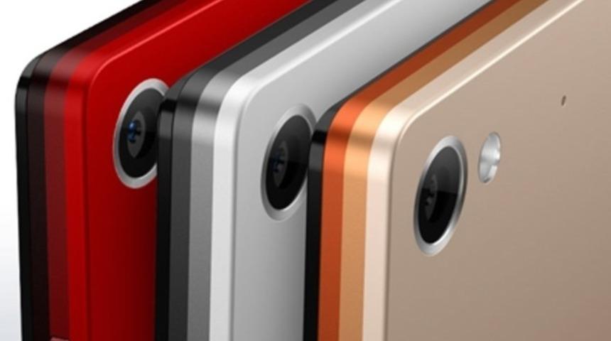 Lenovo’dan iki yeni telefon geliyor