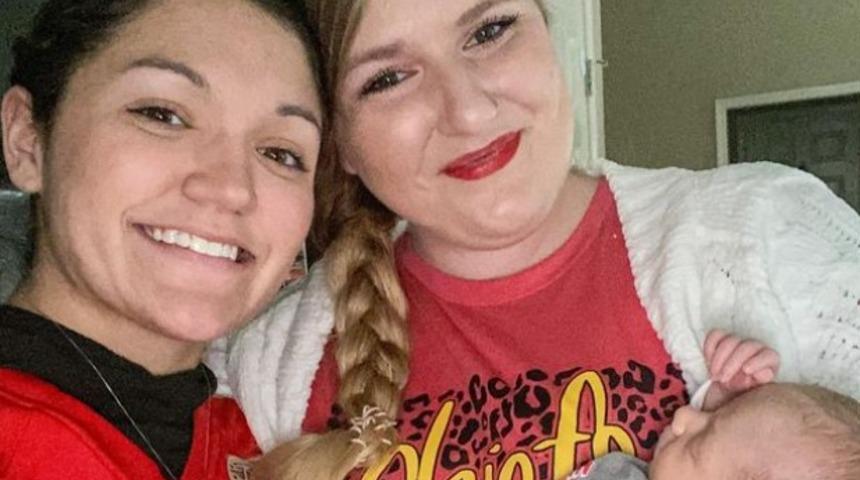 31 yaşında iki torun sahibi! Kocasını babası, kızını ise kardeşi sanıyorlar