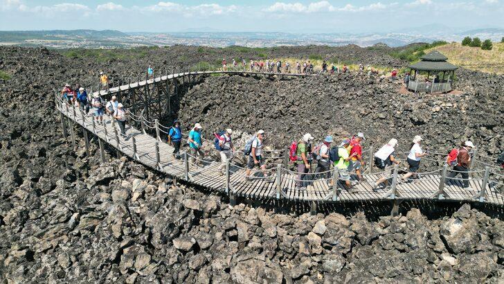 Büyük Taarruz'un rotasında İzmir'e yürüyen dağcılar Kula'ya ulaştı G3