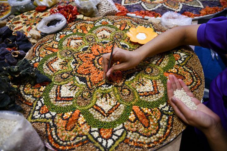 Raf ömrü geçen bakliyat ürünlerini mozaik sanatında kullanarak kenti tanıtacak G4