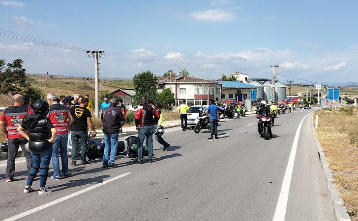 Samsun'da motosiklet kazasında karı koca yaralandı G3