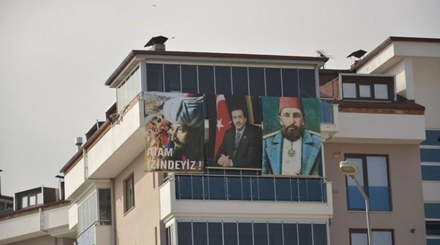 CHP’li İlçe Başkanından padişahlı propagandaya tepki