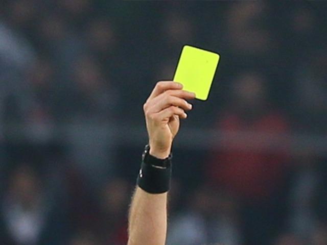 Dünyaca ünlü kulüpte yasadışı bahisten gözaltı! Meğer bilerek sarı kart görüyormuş...