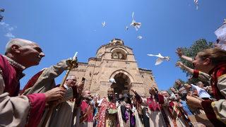 Akdamar Kilisesi'nde 10. ayin yapıldı