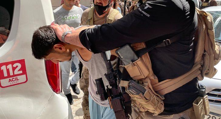 Şanlıurfa'da havaya ateş açıp evine kaçan şüpheli operasyonla yakalandı G1