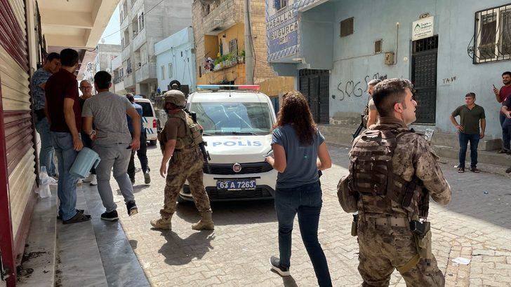 Şanlıurfa'da havaya ateş açıp evine kaçan şüpheli operasyonla yakalandı G2