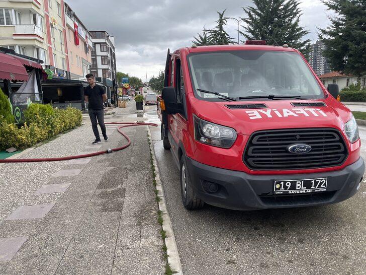 Kastamonu'da 2 kişinin yaralandığı su baskını güvenlik kamerasına yansıdı G4