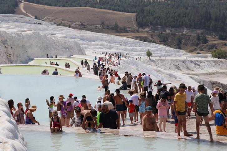 Pamukkale'nin ziyaretçi sayısında yüzde 64'lük artış G1