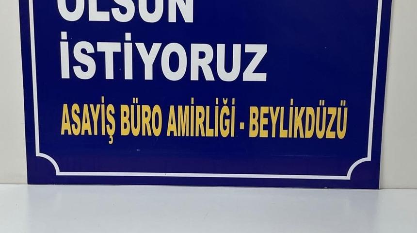 Beylikdüzü'nde 2 kişinin yaralandığı silahla kavga güvenlik kamerasında