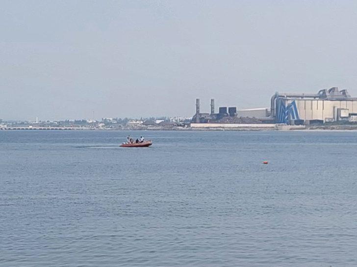 Hatay'da denize giren genç kayboldu G3