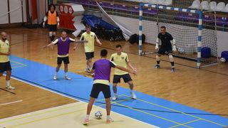 Belçika'nın RSCA Anderlecht Futsal Takımı Afyonkarahisar'da kamp yaptı