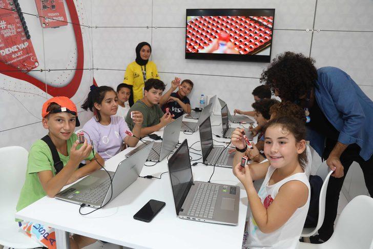 T3 Vakfı'nın TEKNOFEST KARADENİZ'deki atölyelerinde 30 bin çocuk eğitim aldı G5