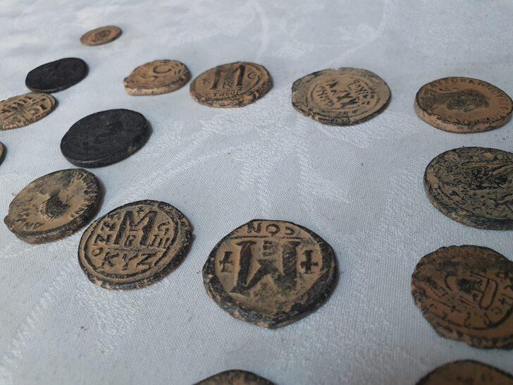 Hatay'da 4 bin 500 sikke ele geçirildi G2