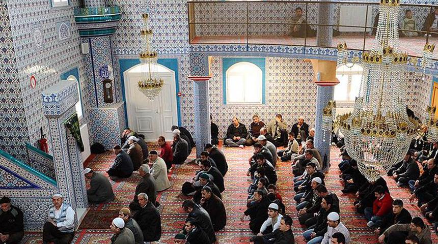 Avrupa ülkesinde çok konuşulacak iddia: Liste oluşturuldu! İmamları sınır dışı etmeye hazırlanıyor