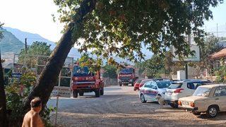 Antalya'da Adrasan Sahili'ne yakın bölgede çıkan orman yangınına müdahale ediliyor
