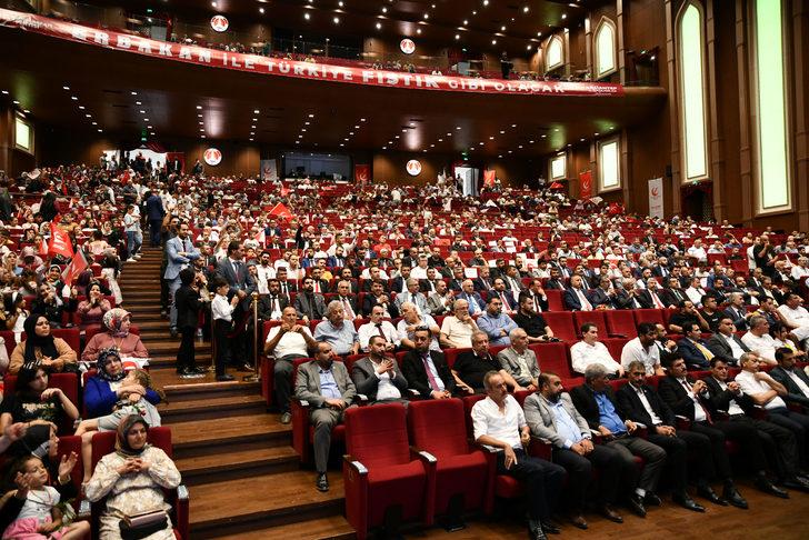 Yeniden Refah Partisi Genel Başkanı Erbakan, Gaziantep'te partinin il kongresine katıldı: G5