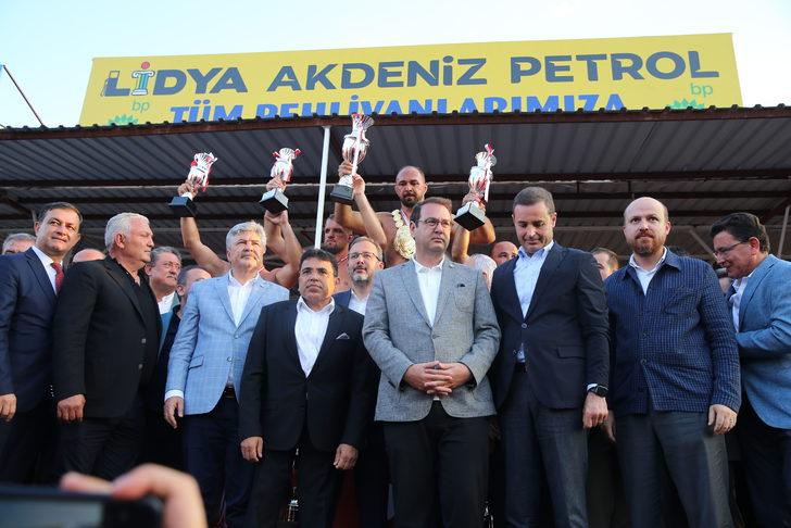 670. Tarihi Elmalı Yağlı Güreşleri'nin başpehlivanı Ali Gürbüz oldu G1