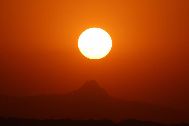 Türkiye'nin en doğusunda gün batımı G2