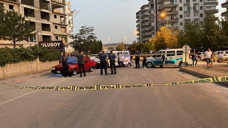 Kayseri'de otomobilinde silahlı saldırıya uğrayan kişi öldü G2