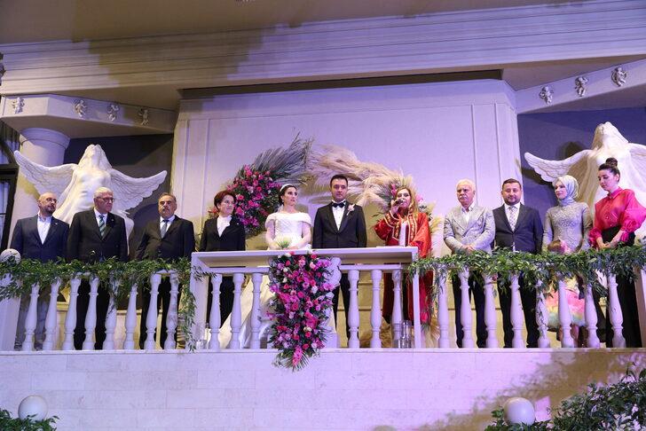 İYİ Parti Genel Başkanı Akşener nikah şahidi oldu G2