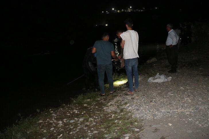 Adıyaman'da serinlemek için çaya giren kişi boğuldu G3