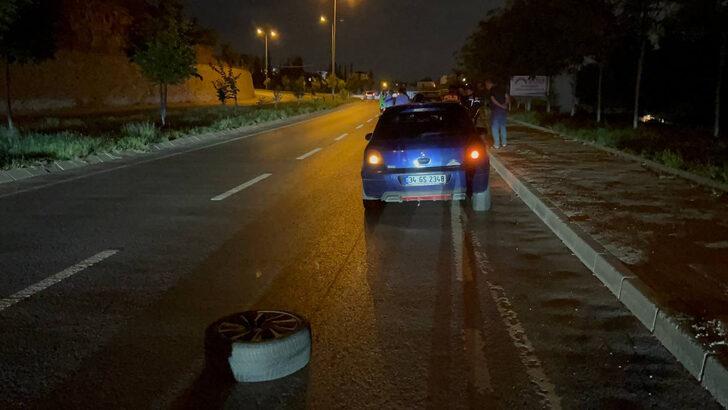 Kocaeli'de otomobilden fırlayan tekerin çarptığı motosikletteki 2 polis yaralandı G3