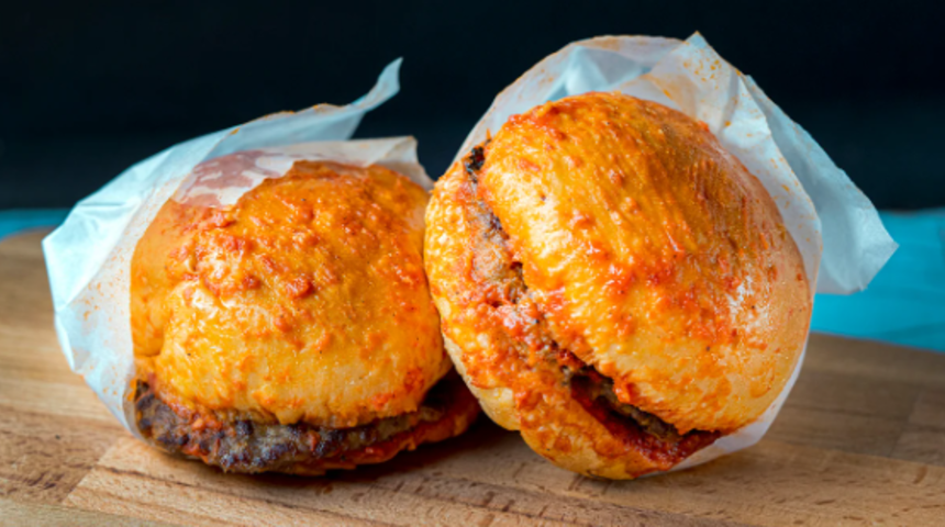 ISLAK HAMBURGER TARİFİ: MasterChef ıslak hamburger nasıl yapılır? Kaç tane yediğinizi sayamayacağınız ıslak hamburger tarifi