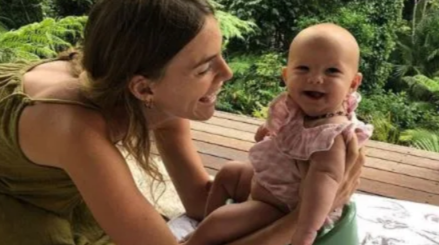 Sadece 2 haftalıkken tuvalete alıştı! Bebek bezi masrafından kurtaracak etkili çözüm