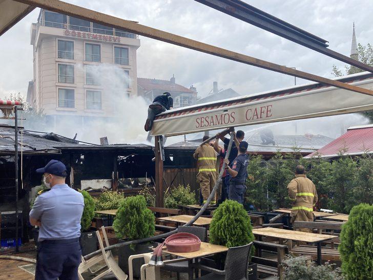 Bartın'da 2 kafe ve 3 büfe yangında kullanılamaz hale geldi G3