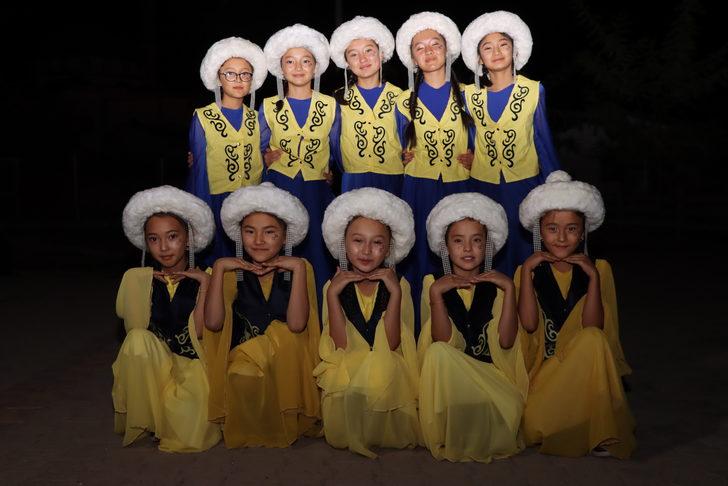 Van'daki Kırgız Türkleri ülkelerinin 31. bağımsızlık yıl dönümünü kutladı G3