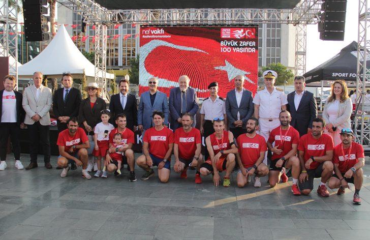 Zafer rotasında düzenlenen Zafer Ultra Maratonu İzmir'de tamamlandı G4