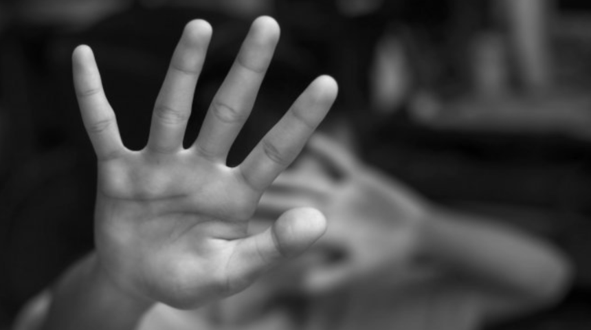 Hindistan’da mide bulandıran olay! Kayınvalide gelinini bekaret testine soktu, sonucu görünce deliye döndü